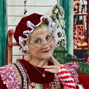 Meet your Posher, Carrie